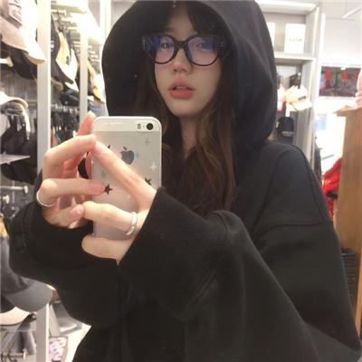 男性新娘子